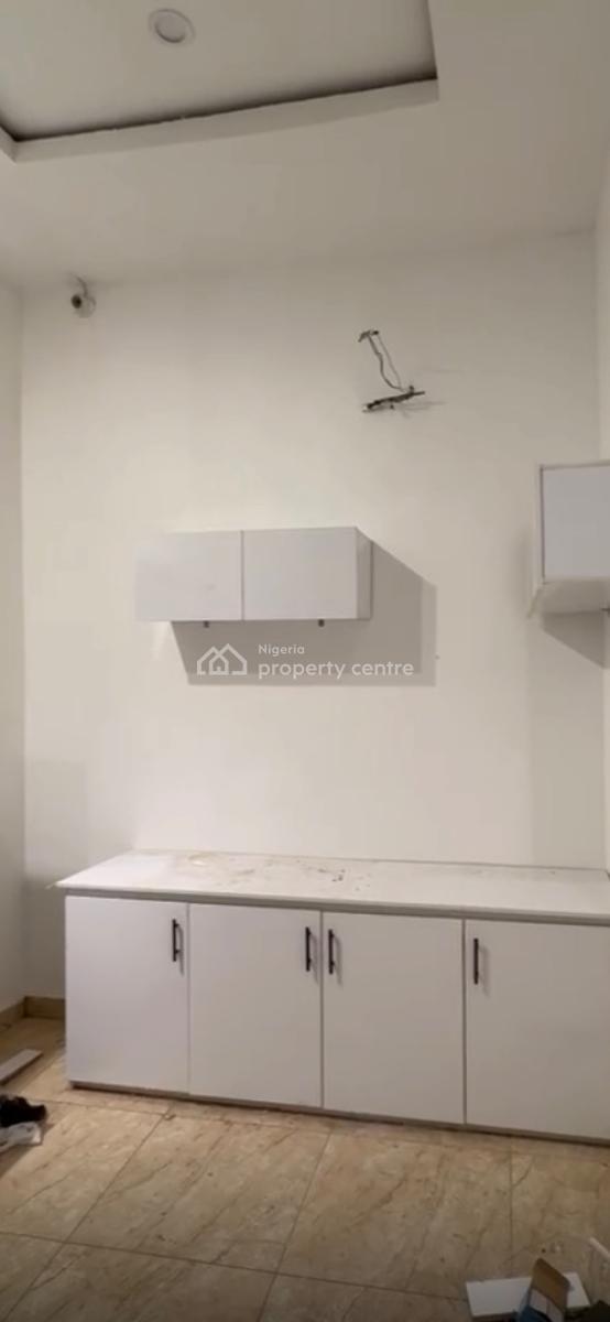 Standard Mini Flat in an Estate, Located Inside an Estate,good Light  and Clean Water, Sangotedo, Ajah, Lagos, Mini Flat (room and Parlour) for Rent