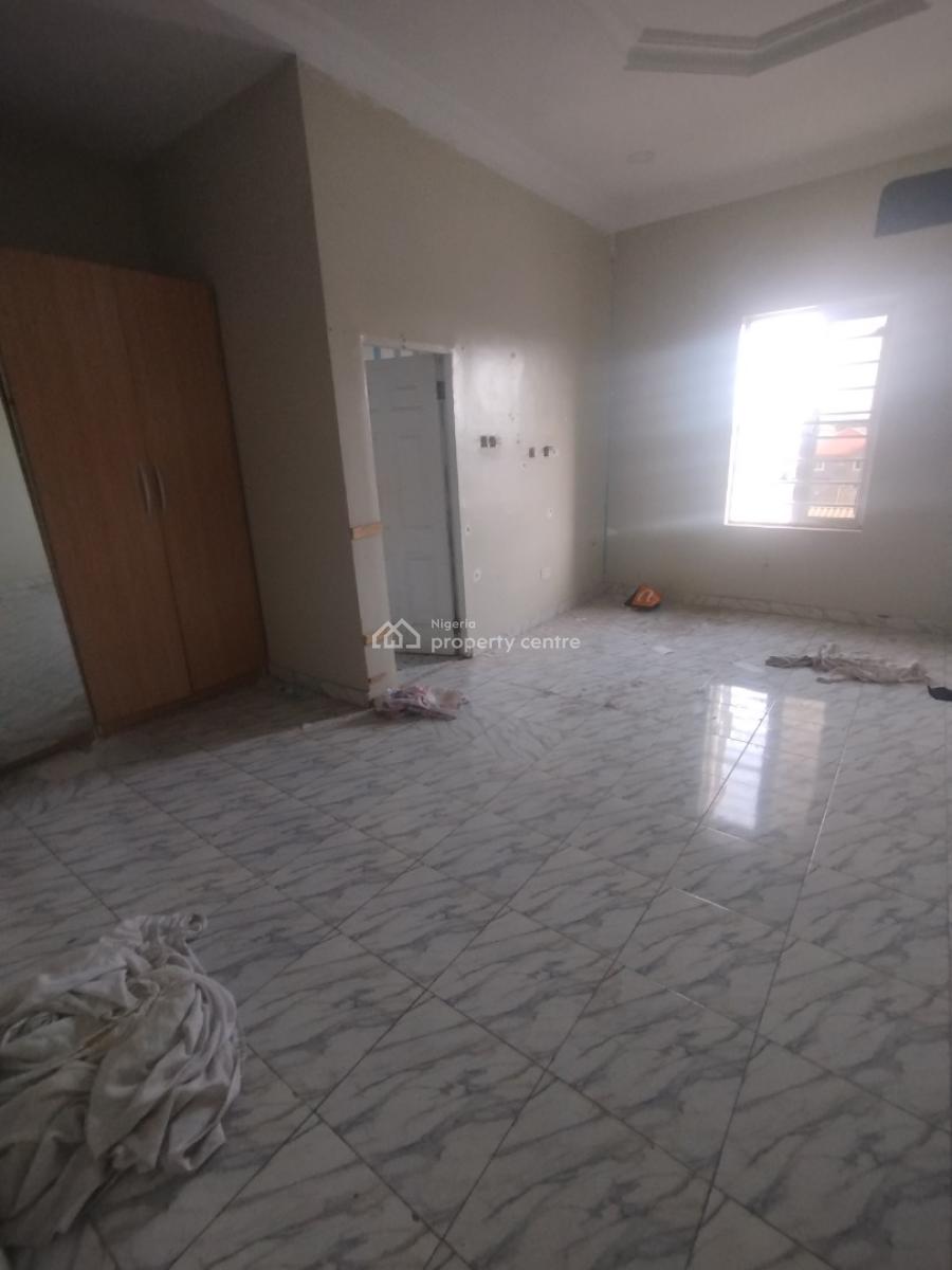 2 Bedroom Penthouse Ensuite, Marshy Hill Estate, Ajah, Lagos, Flat / Apartment for Rent