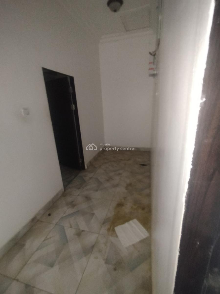 2 Bedroom Penthouse Ensuite, Marshy Hill Estate, Ajah, Lagos, Flat / Apartment for Rent