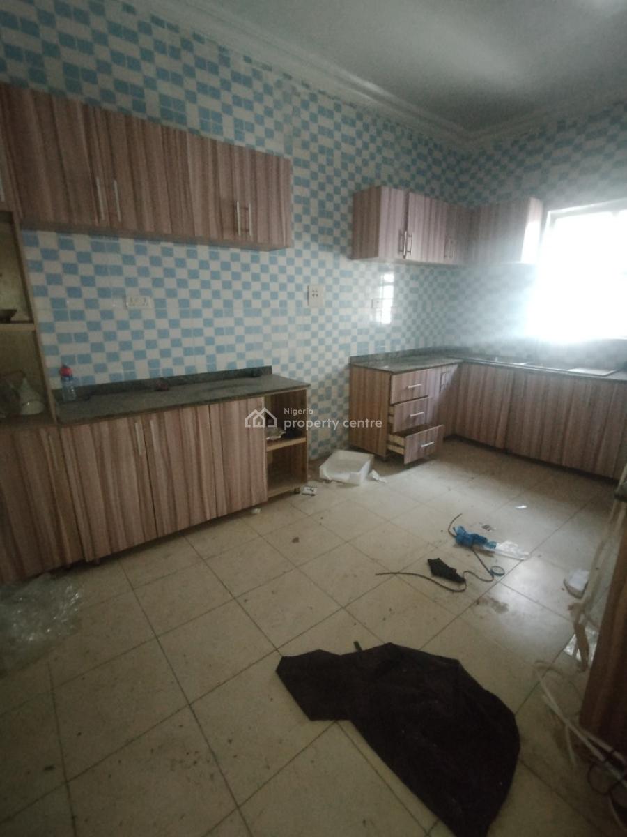 2 Bedroom Penthouse Ensuite, Marshy Hill Estate, Ajah, Lagos, Flat / Apartment for Rent