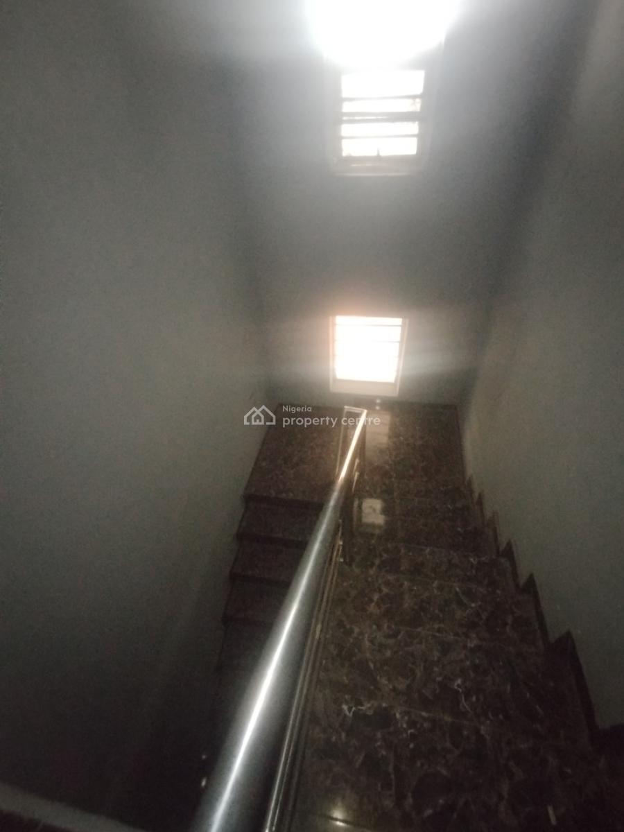 2 Bedroom Penthouse Ensuite, Marshy Hill Estate, Ajah, Lagos, Flat / Apartment for Rent