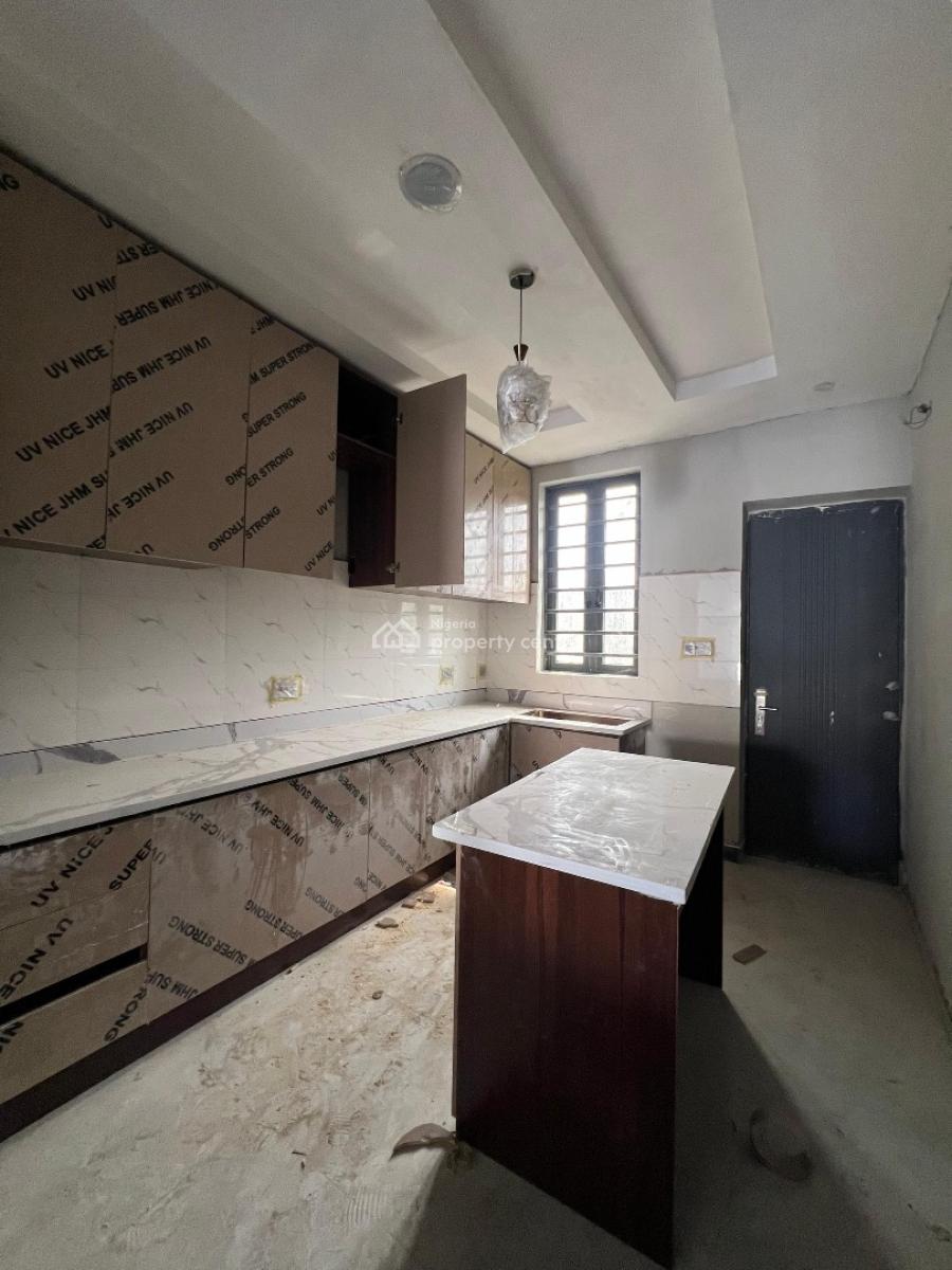 Contemporary  4 Bedrooms Terraced Duplex, Ajah, Lagos, Terraced Duplex for Sale