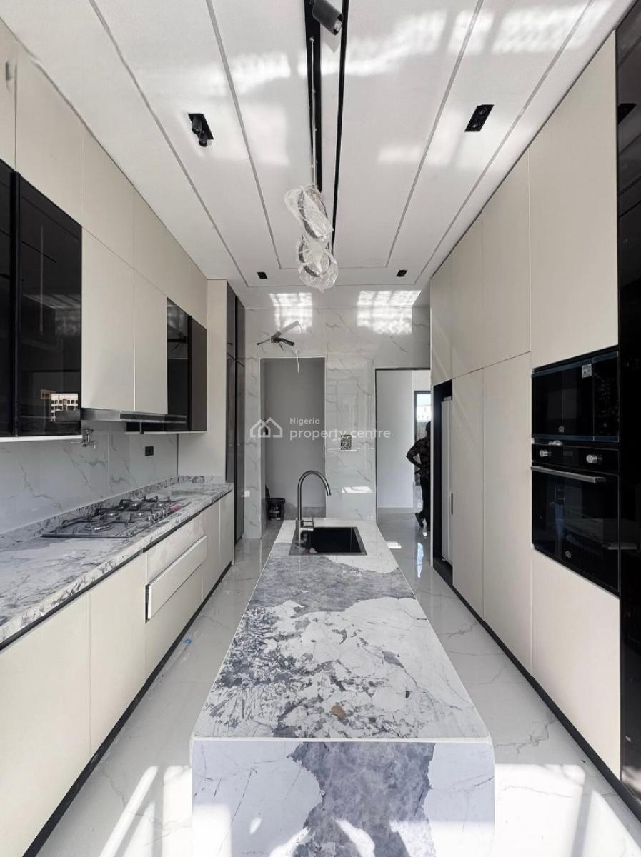 Newly Built 5 Bedroom Terrace with a Bq, Lekki Phase 1, Lekki, Lagos, Terraced Bungalow for Sale