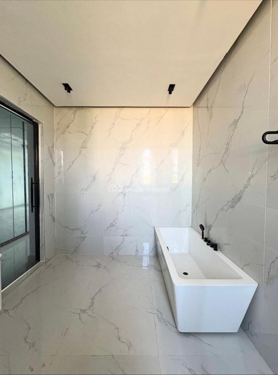 Newly Built 5 Bedroom Terrace with a Bq, Lekki Phase 1, Lekki, Lagos, Terraced Bungalow for Sale