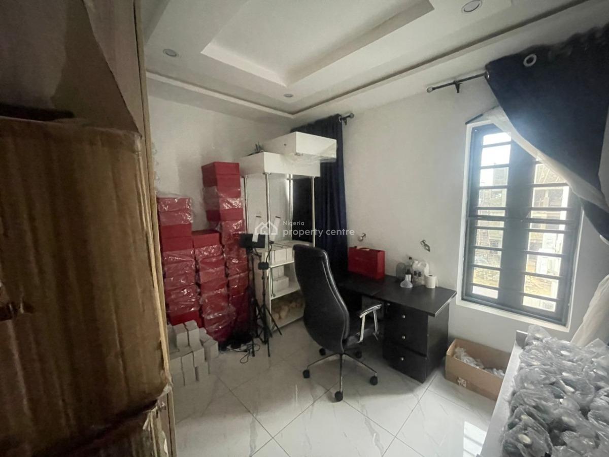 Well Built & Finished 3 Bedroom Apartment in a Mini-estate, Off Alpha Beach Road, Lekki, Lagos, Flat / Apartment for Sale