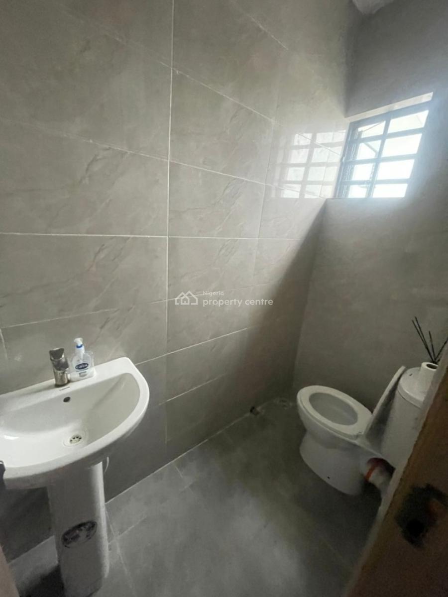 Well Built & Finished 3 Bedroom Apartment in a Mini-estate, Off Alpha Beach Road, Lekki, Lagos, Flat / Apartment for Sale