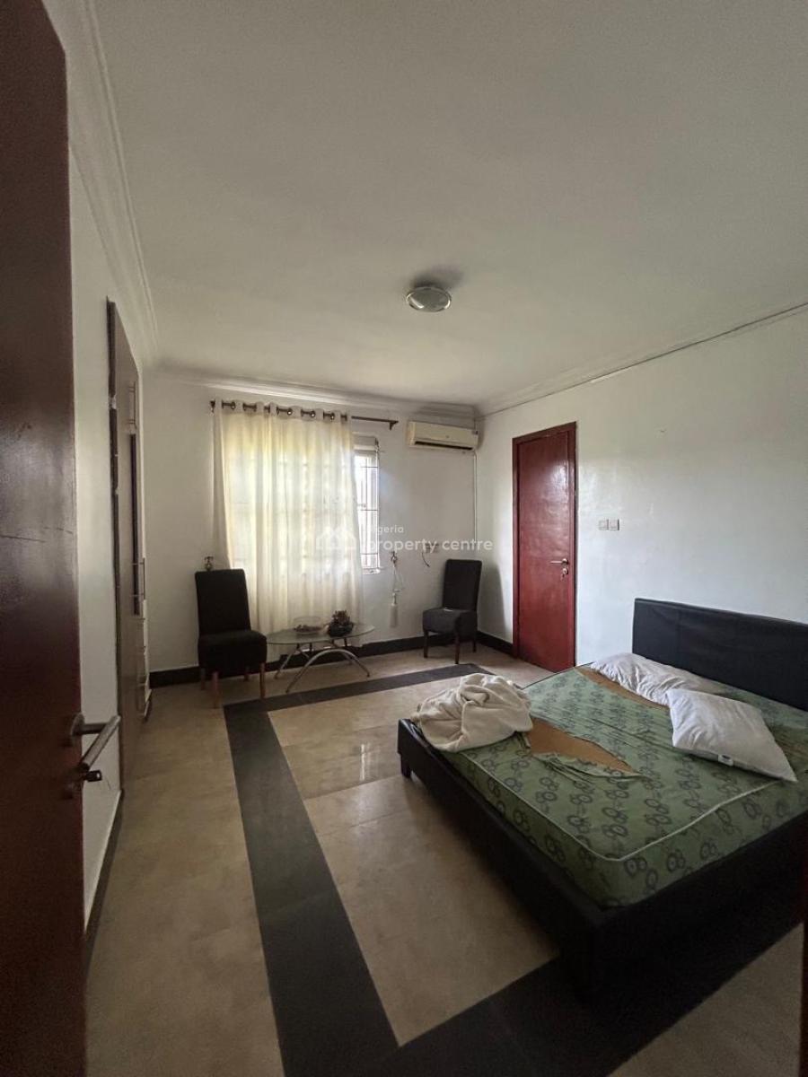 Well Maintained 5 Bedroom Semi Detached with 2 Rooms Bq, Off Admiralty Way, Lekki, Lekki Phase 1, Lekki, Lagos, Commercial Property for Rent