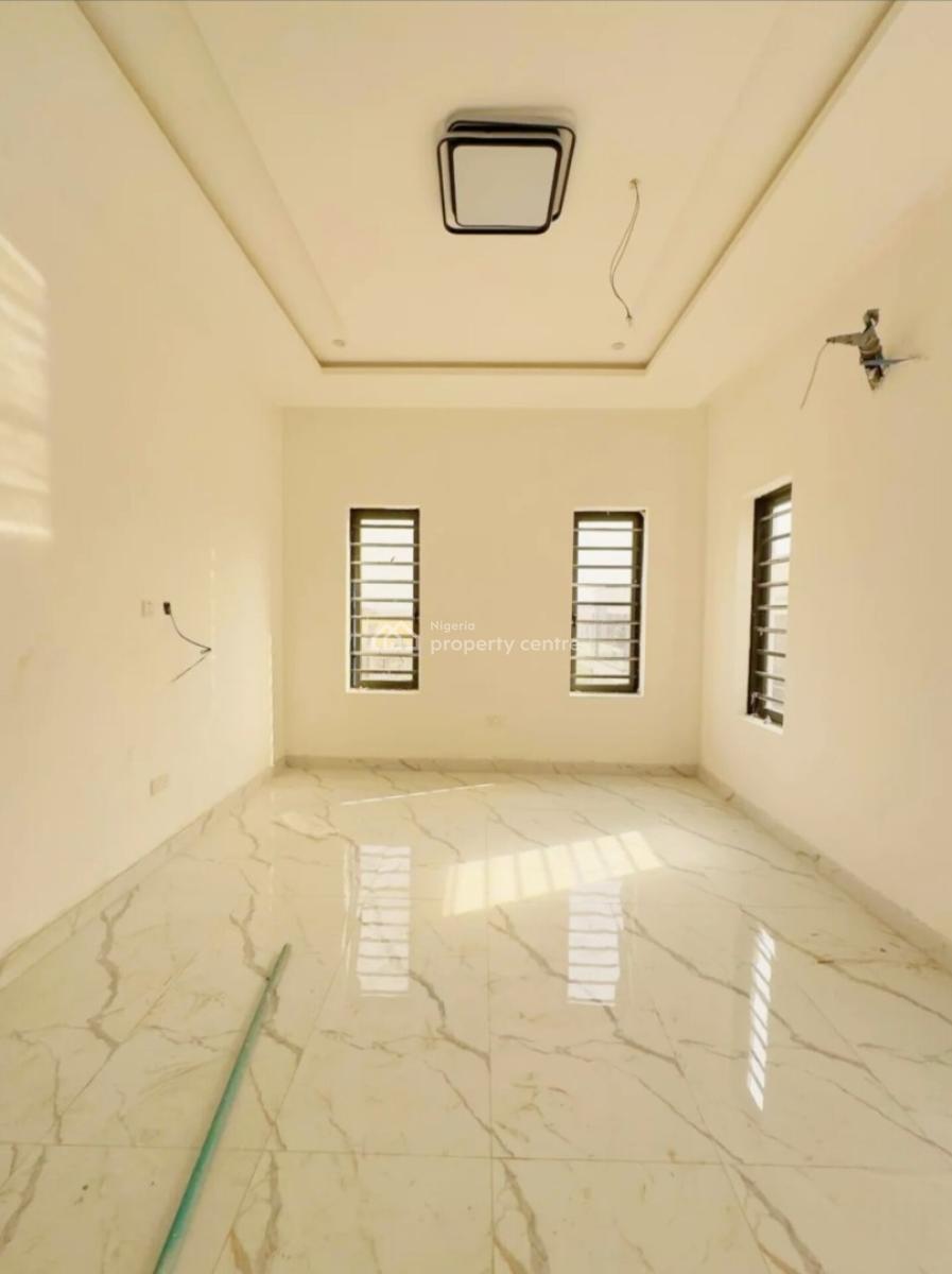 Fantastic Built 4 Bedroom Semi Detached Duplex with Bq, Ogudu Gra, Ogudu, Lagos, Semi-detached Duplex for Sale