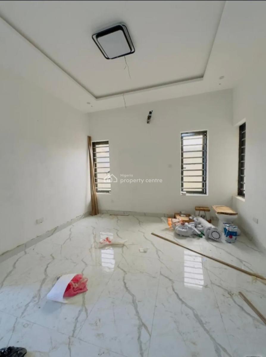 Fantastic Built 4 Bedroom Semi Detached Duplex with Bq, Ogudu Gra, Ogudu, Lagos, Semi-detached Duplex for Sale