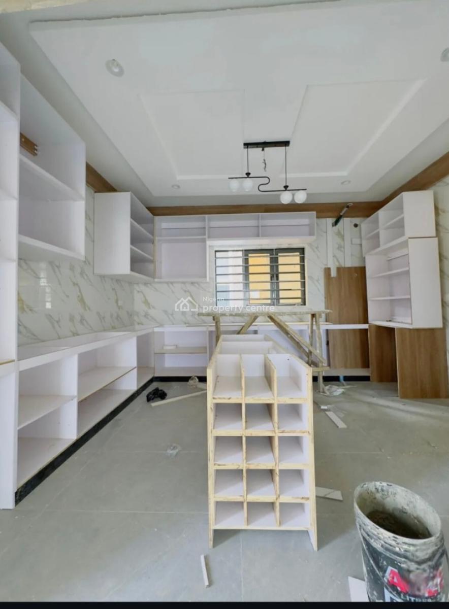 Fantastic Built 4 Bedroom Semi Detached Duplex with Bq, Ogudu Gra, Ogudu, Lagos, Semi-detached Duplex for Sale