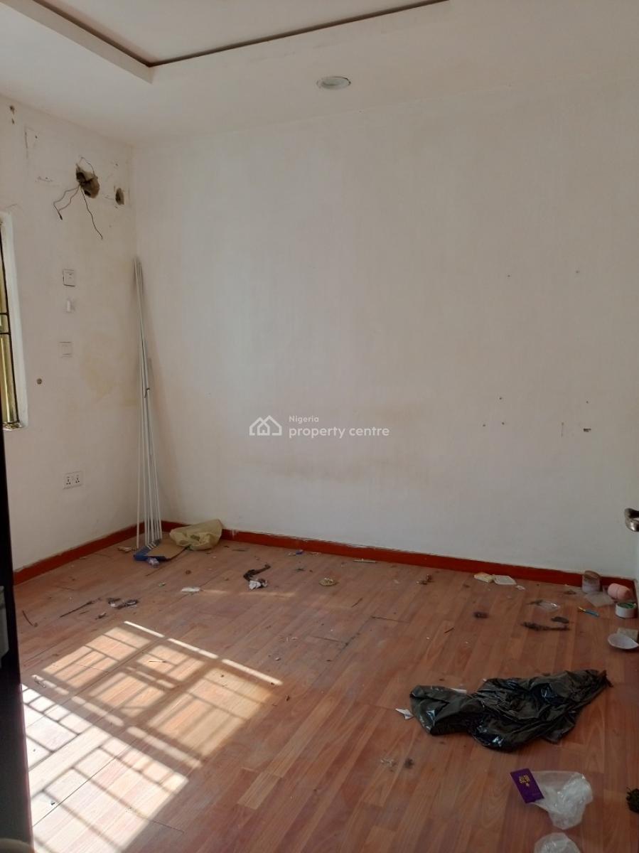 Fast Finger 2 Bedroom Upstairs Bring Your Generator, Serene Area, Ologolo, Lekki, Lagos, Flat / Apartment for Rent