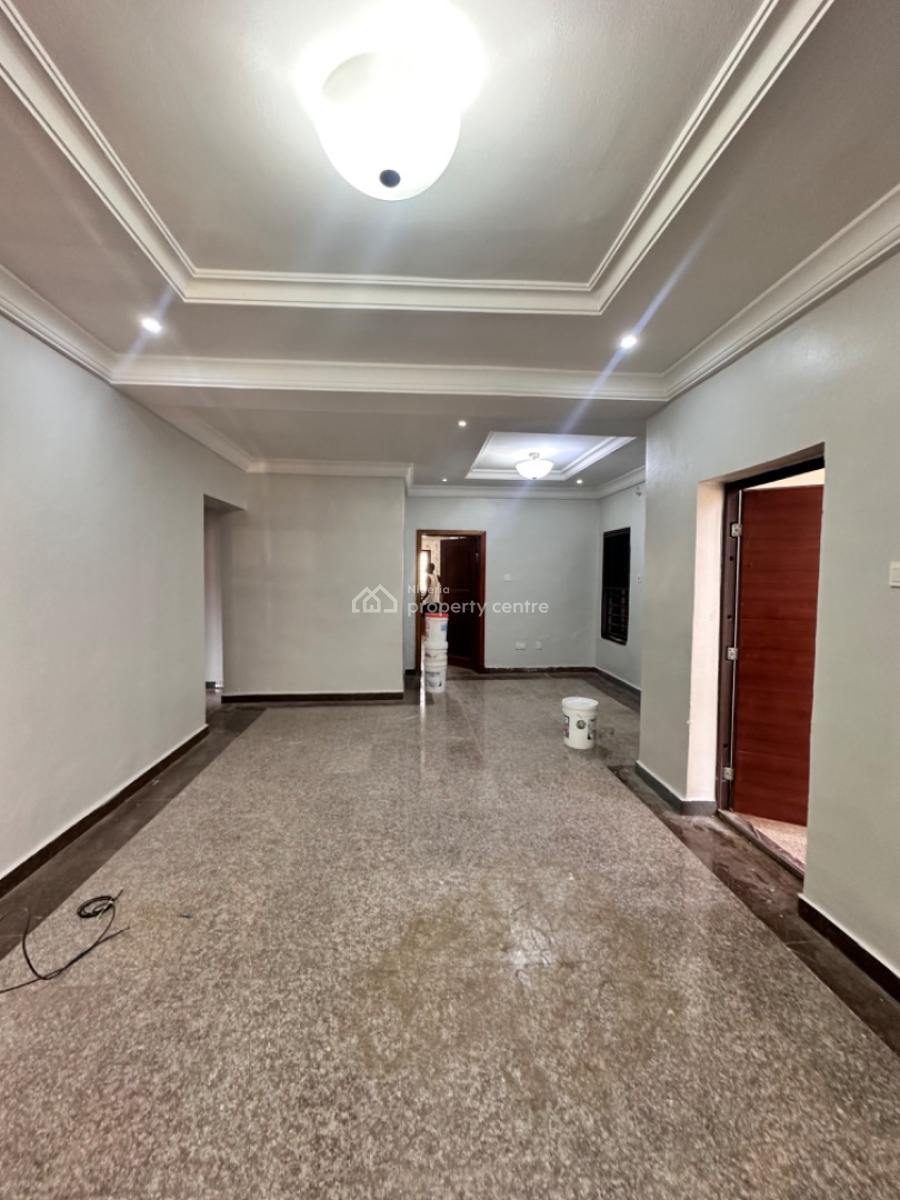 Clean 3 Bedrooms Apartment, Off Admiralty Way, Lekki Phase 1, Lekki, Lagos, House for Rent