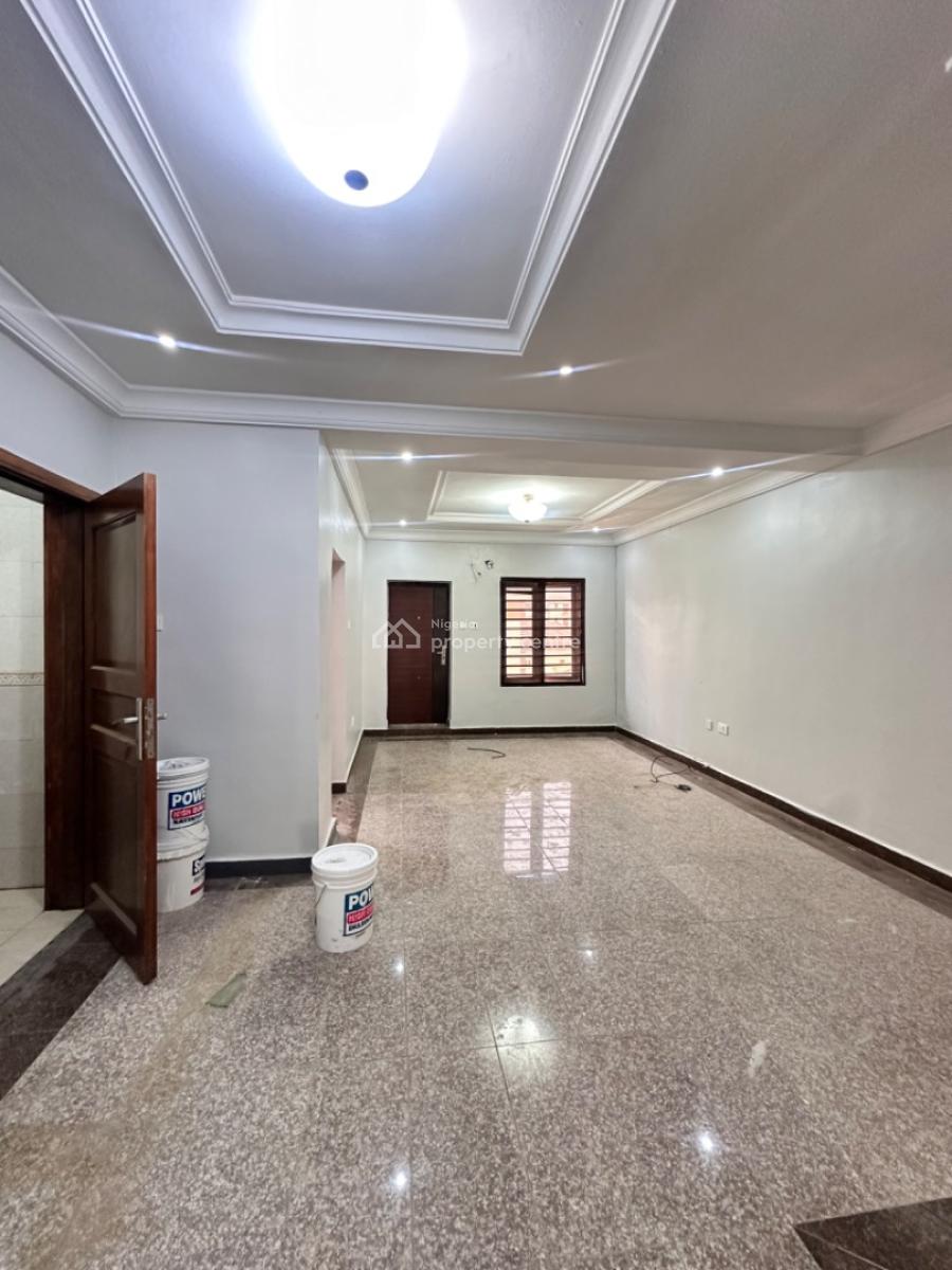 Clean 3 Bedrooms Apartment, Off Admiralty Way, Lekki Phase 1, Lekki, Lagos, House for Rent