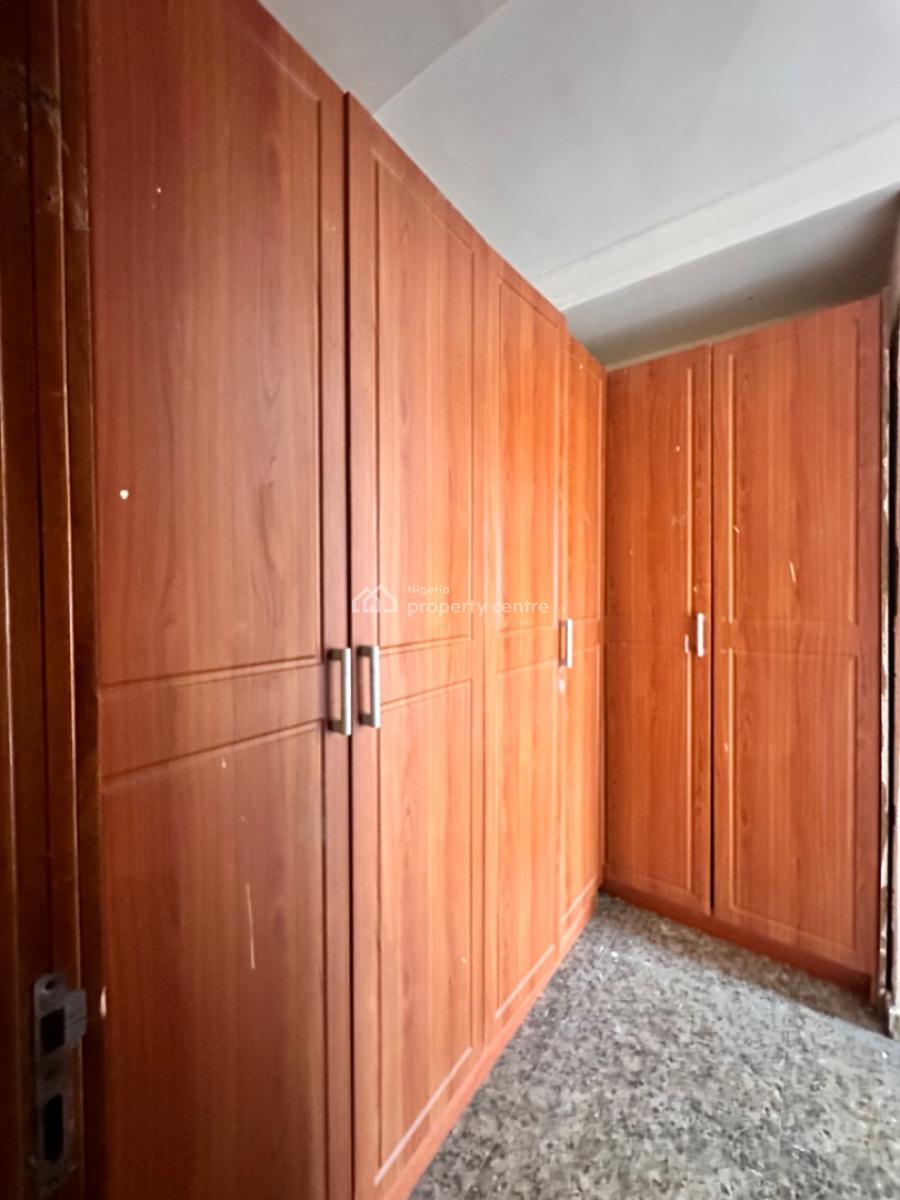 Clean 3 Bedrooms Apartment, Off Admiralty Way, Lekki Phase 1, Lekki, Lagos, House for Rent