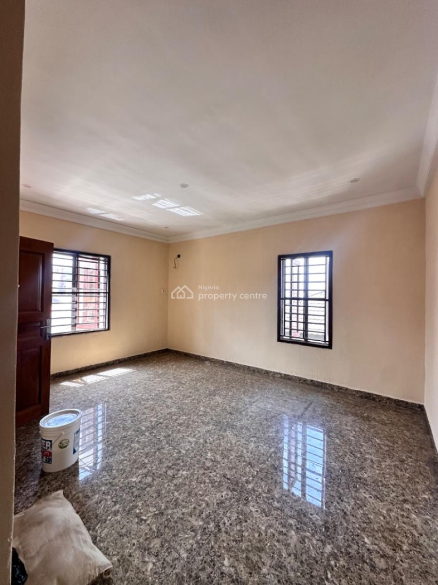 Clean 3 Bedrooms Apartment, Off Admiralty Way, Lekki Phase 1, Lekki, Lagos, House for Rent
