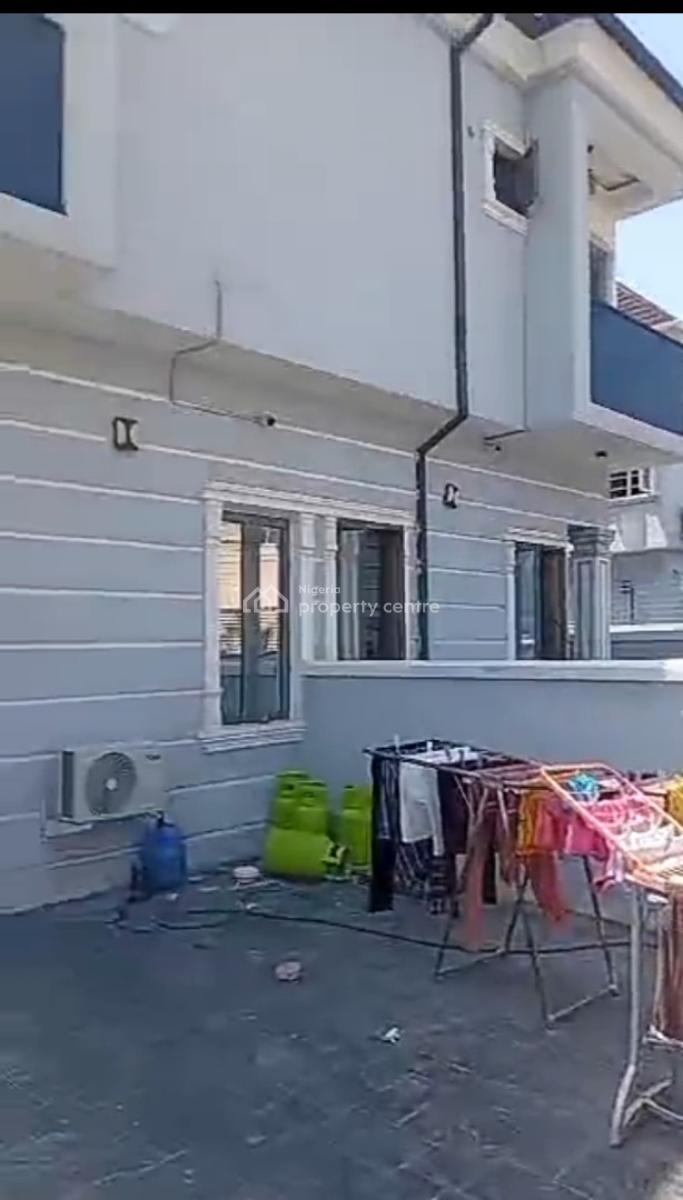 Relatively New 4 Bedroom Semi Detached Duplex, Gbagada, Lagos, Semi-detached Duplex for Rent