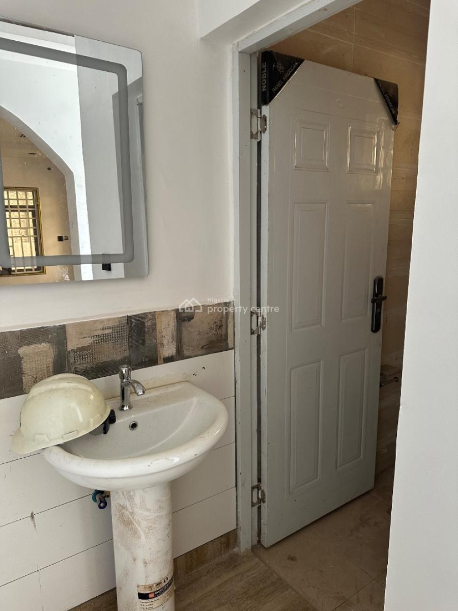 Tastefully Finished 3 Bedroom Apartment, Off Mohammed Abba Gana Street, Guzape District, Abuja, Flat / Apartment for Rent