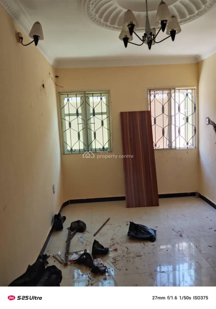 Well Maintained 3 Bedroom Flat, Sangotedo, Ajah, Lagos, Flat / Apartment for Rent