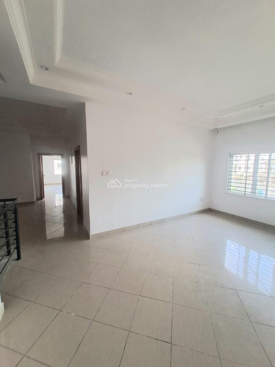 Well Built Serviced 5 Bedroom Semi Detached with Bq, Lekki Phase 1, Lekki, Lagos, Semi-detached Duplex for Rent