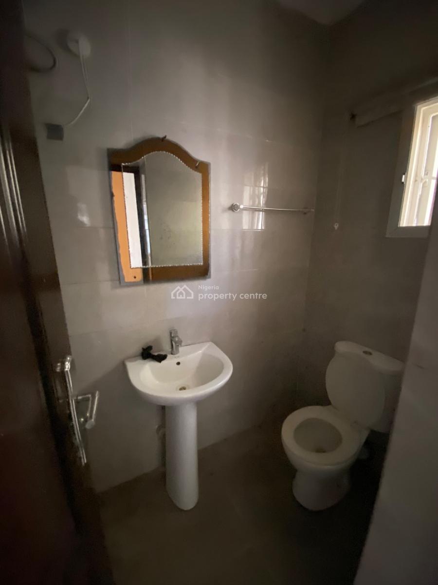 2bedrooms Flat, Gated Estate By Blenco Supermarket Before Shop Rite, Sangotedo, Ajah, Lagos, Flat / Apartment for Rent