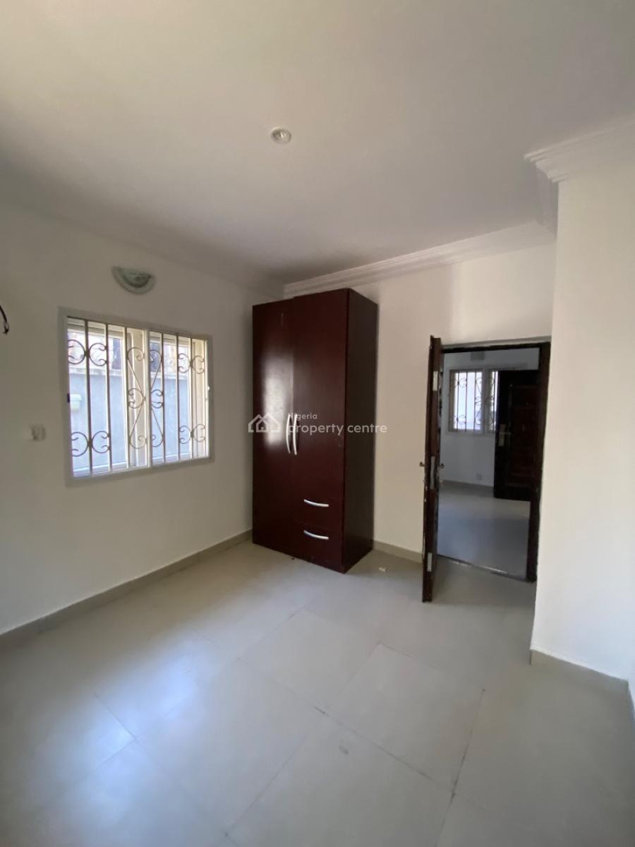 2bedrooms Flat, Gated Estate By Blenco Supermarket Before Shop Rite, Sangotedo, Ajah, Lagos, Flat / Apartment for Rent
