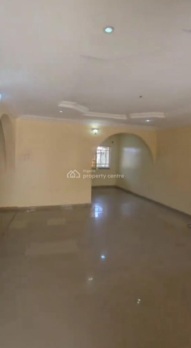 Very Good 2 Bedrooms Flat, Entrance From Efab Bridge, Dawaki, Gwarinpa, Abuja, Flat / Apartment for Rent