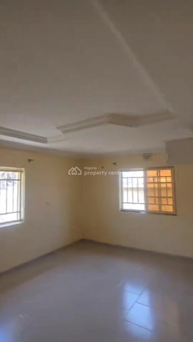 Very Good 2 Bedrooms Flat, Entrance From Efab Bridge, Dawaki, Gwarinpa, Abuja, Flat / Apartment for Rent