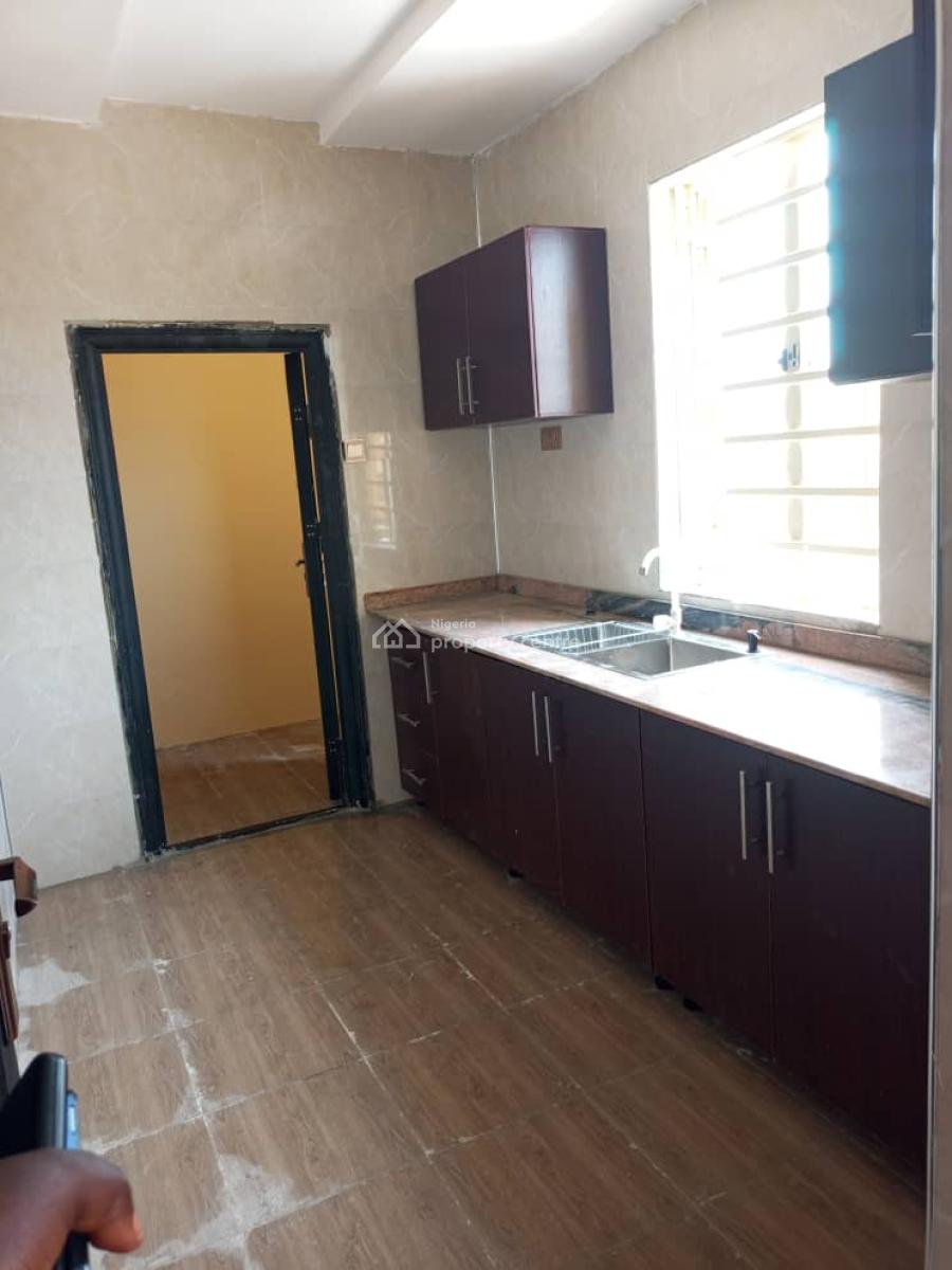 2 Bedroom Flat, Majeck, Abijo, Lekki, Lagos, Flat / Apartment for Rent