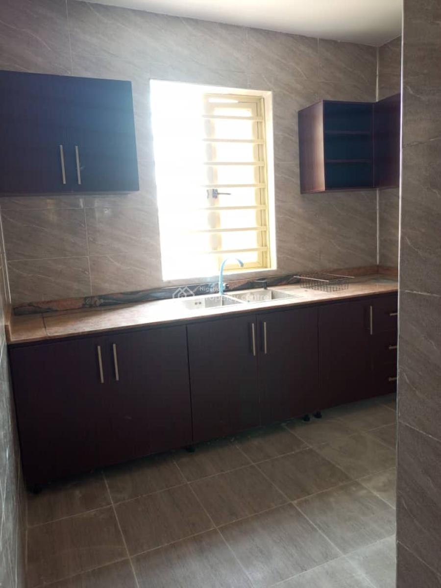 2 Bedroom Flat, Majeck, Abijo, Lekki, Lagos, Flat / Apartment for Rent