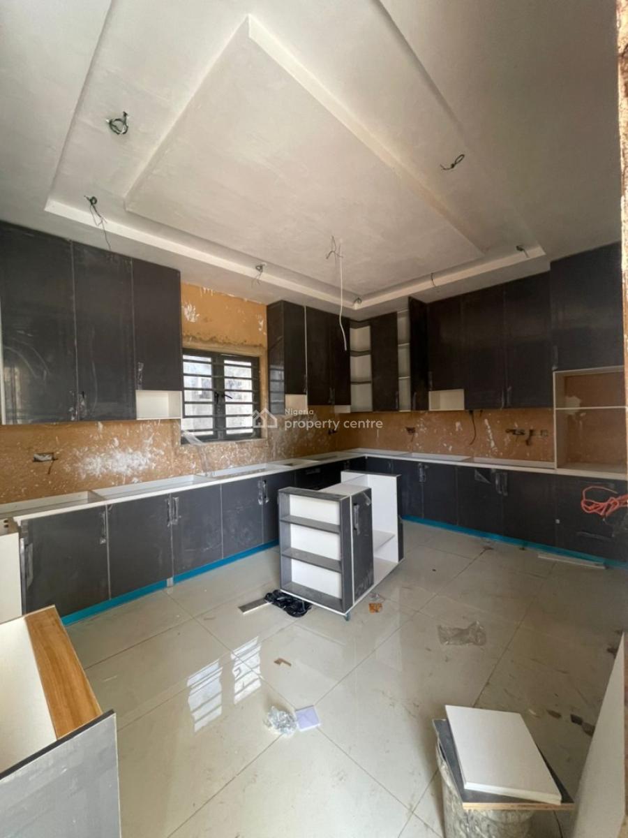 5 Bedroom Semi Detached Duplex, Gra Phase 2, Magodo, Lagos, Detached Duplex for Sale