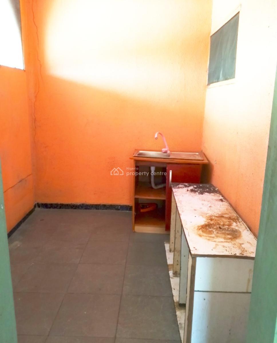 Nice and Standard Spacious Self Con with Kitchen, Serene and Secure Compound New Road Before Chevron Traffic Light, Lekki Expressway, Lekki, Lagos, Self Contain (single Rooms) for Rent