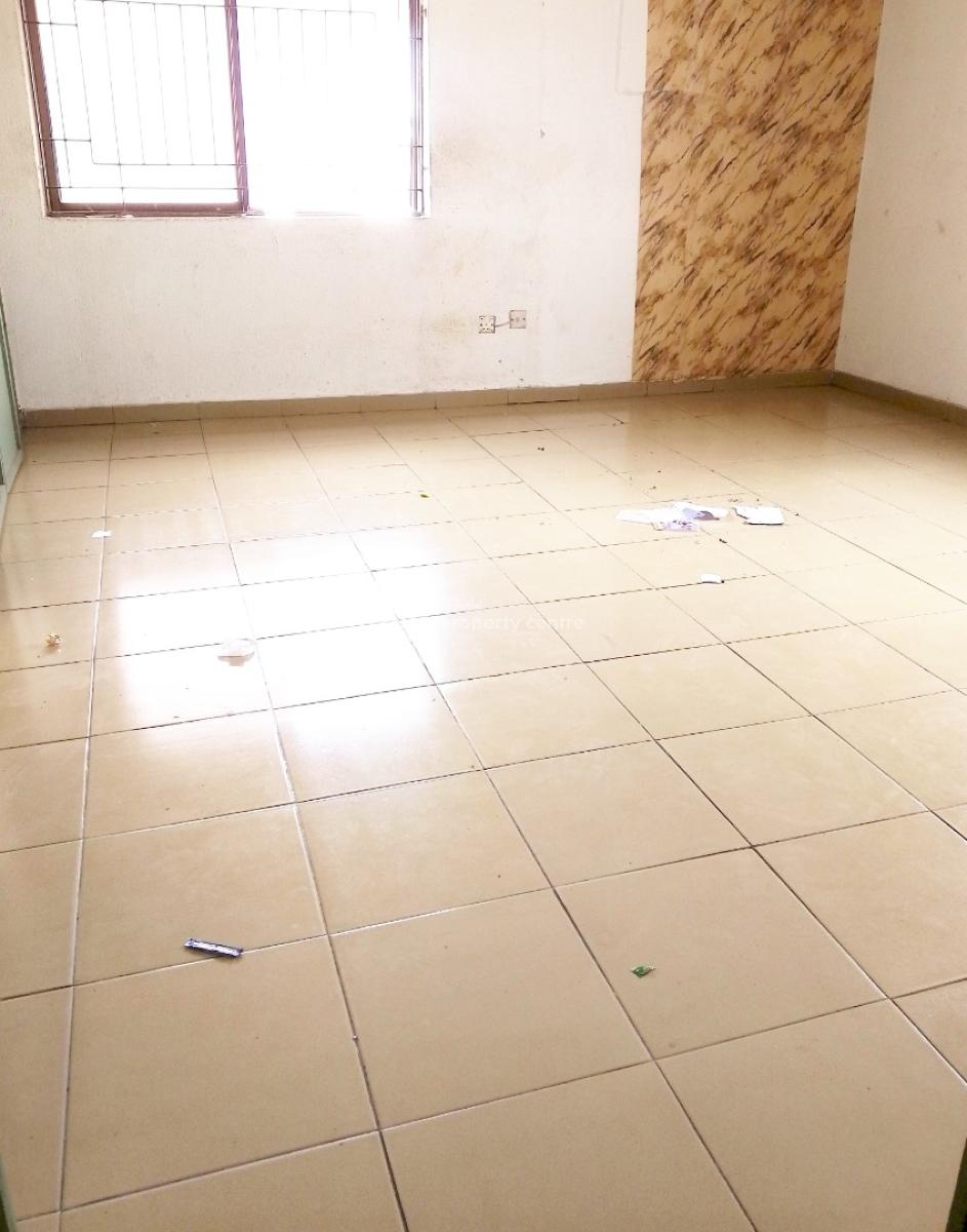 Nice and Standard Spacious Self Con with Kitchen, Serene and Secure Compound New Road Before Chevron Traffic Light, Lekki Expressway, Lekki, Lagos, Self Contain (single Rooms) for Rent