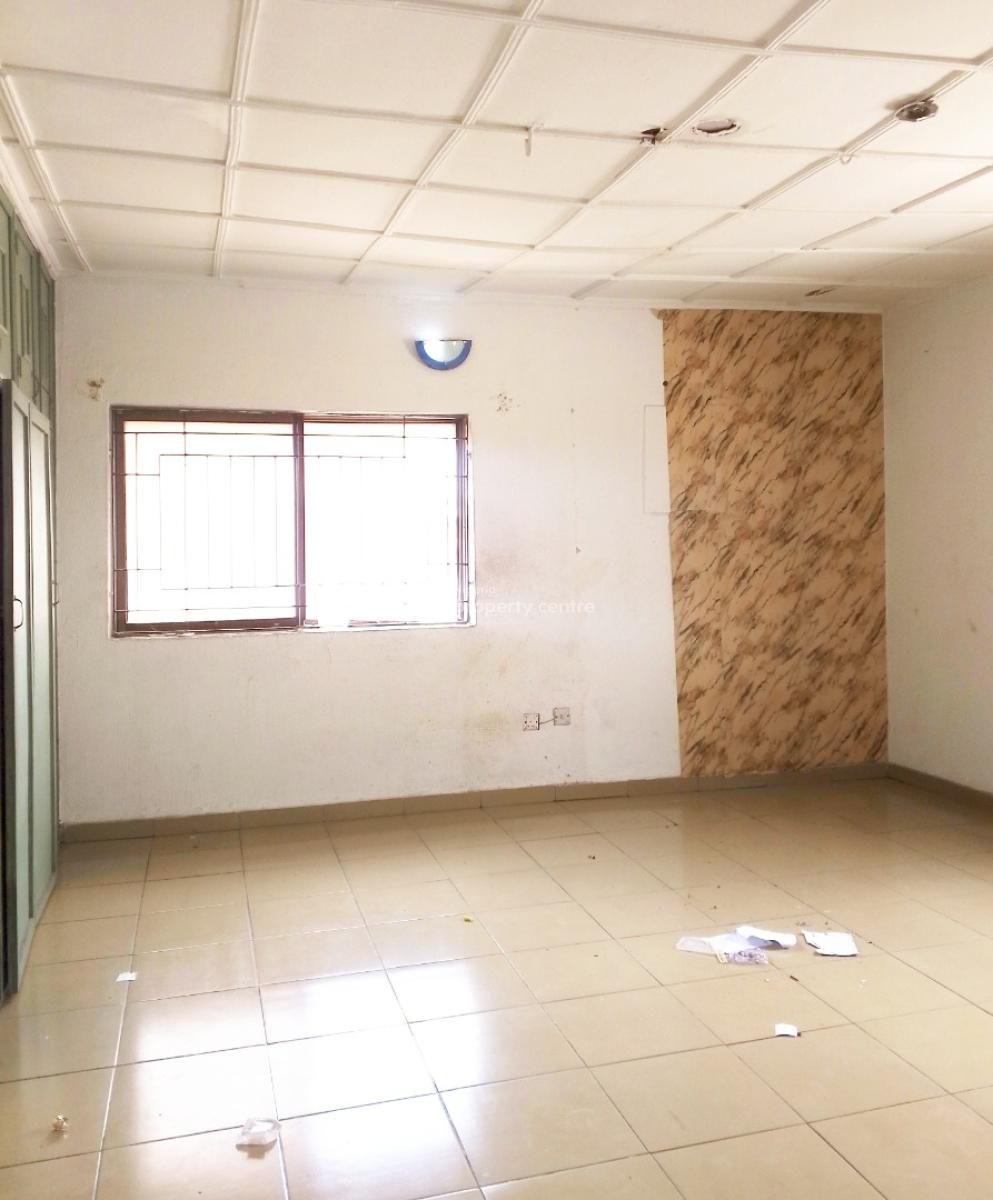 Nice and Standard Spacious Self Con with Kitchen, Serene and Secure Compound New Road Before Chevron Traffic Light, Lekki Expressway, Lekki, Lagos, Self Contain (single Rooms) for Rent