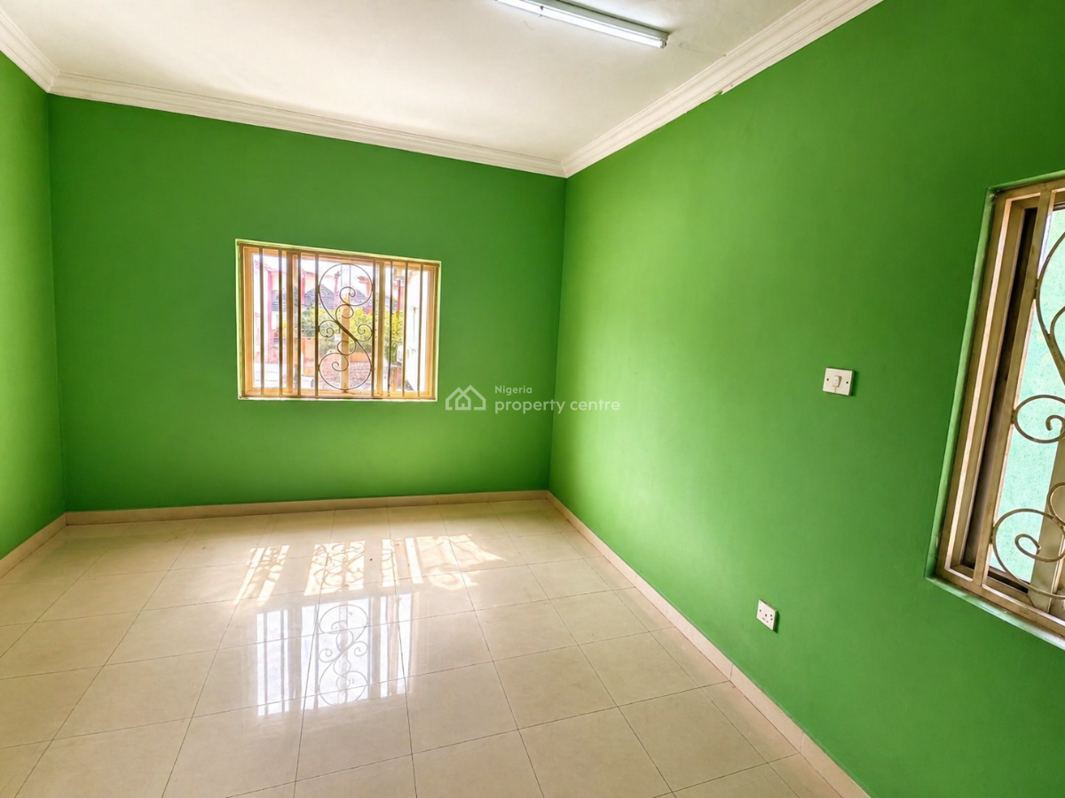 10 Room Commercial Property for Lease, Right Hand Side, Lekki Phase 1, Lekki, Lagos, Commercial Property for Rent