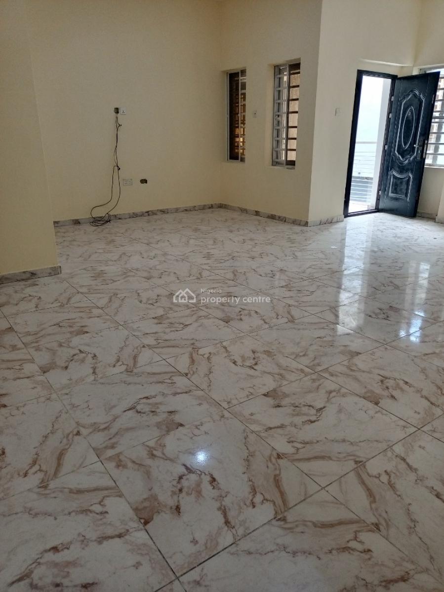 Spacious 3bedroom First Floor Secured Estate Serviced, Secured Estate, Osapa, Lekki, Lagos, Flat / Apartment for Rent