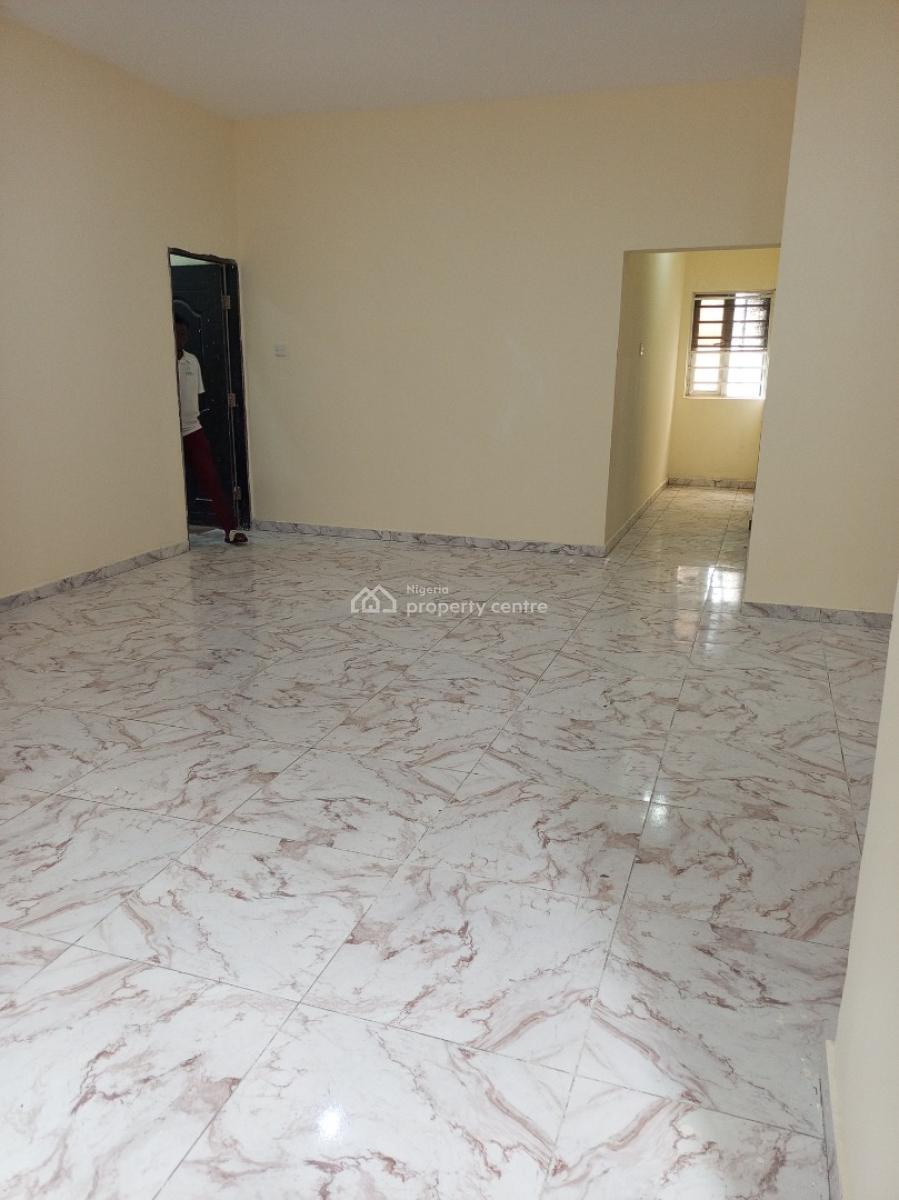 Spacious 3bedroom First Floor Secured Estate Serviced, Secured Estate, Osapa, Lekki, Lagos, Flat / Apartment for Rent