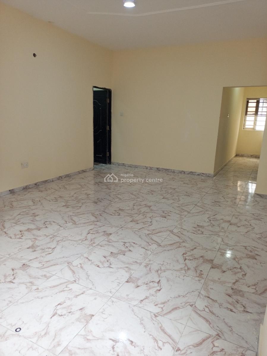 Spacious 3bedroom First Floor Secured Estate Serviced, Secured Estate, Osapa, Lekki, Lagos, Flat / Apartment for Rent