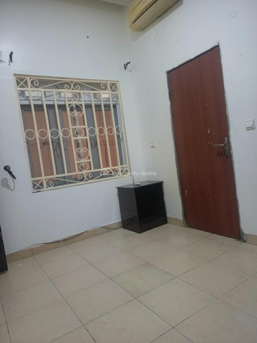 Self Contained Apartment, Guzape District, Abuja, Flat / Apartment for Rent