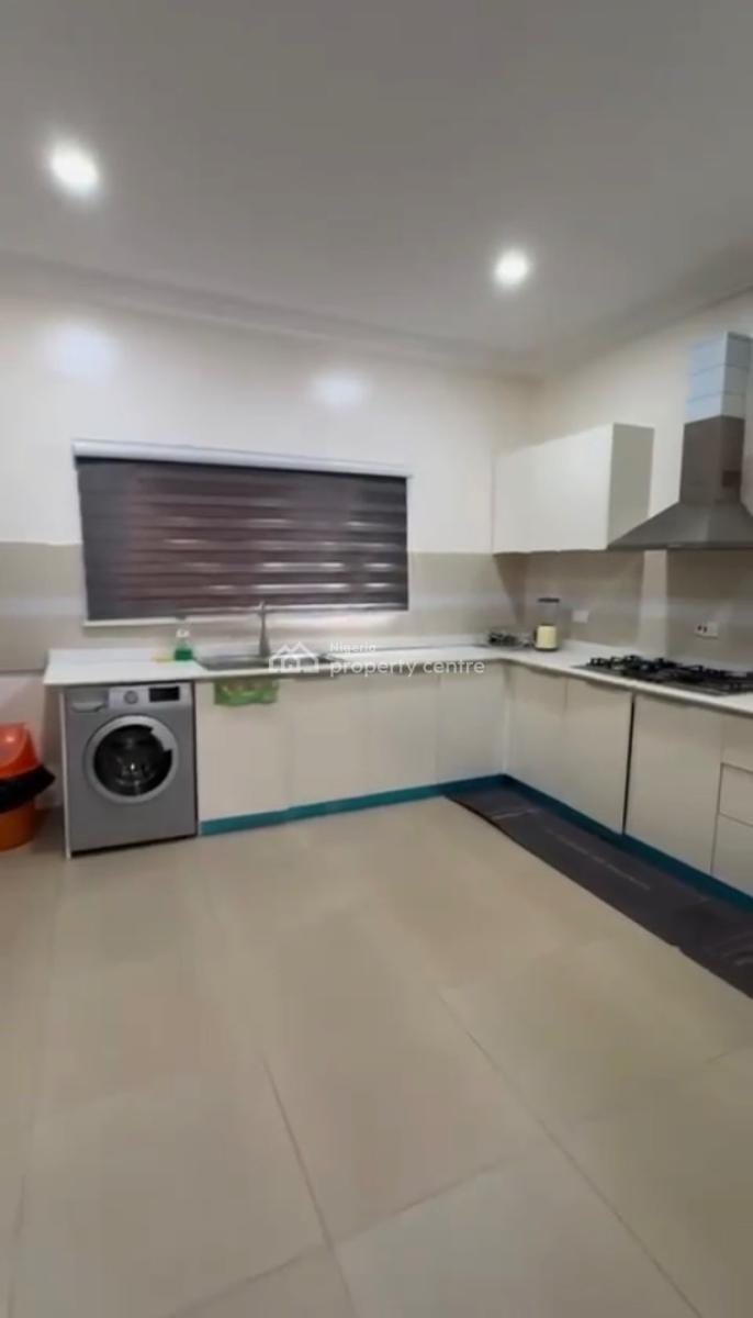 Fully Furnished & Serviced 3 Bedroom Apartment + Bq, Swimming Pool, Gym, Bayview Estate, Ikate Elegushi, Lekki, Lagos, Flat / Apartment for Rent