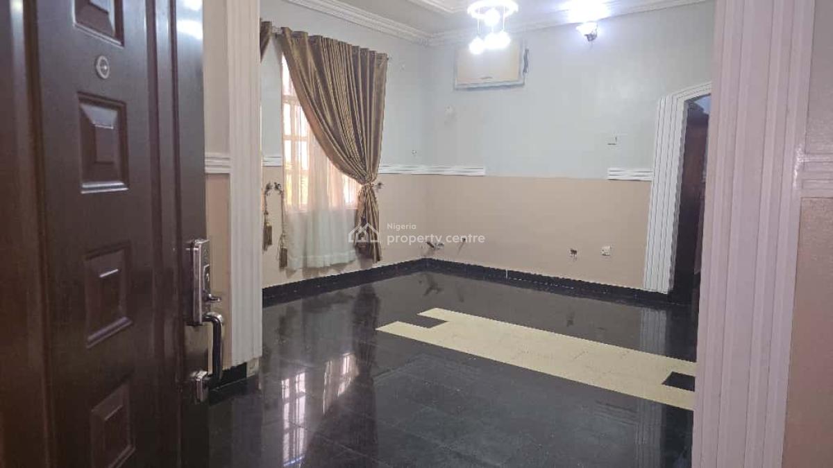 2bedroom Upstairs Secured Estate, Parkview, Ikoyi, Lagos, Flat / Apartment for Rent