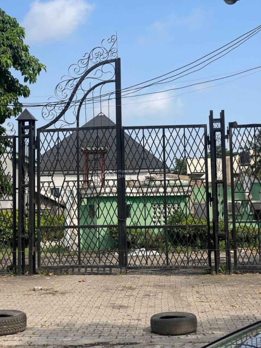 a 950 Square Meter Dry Land Gated !!!!distress, Beside Eleganza Gardens Estate, Lekki, Lagos, Mixed-use Land for Sale