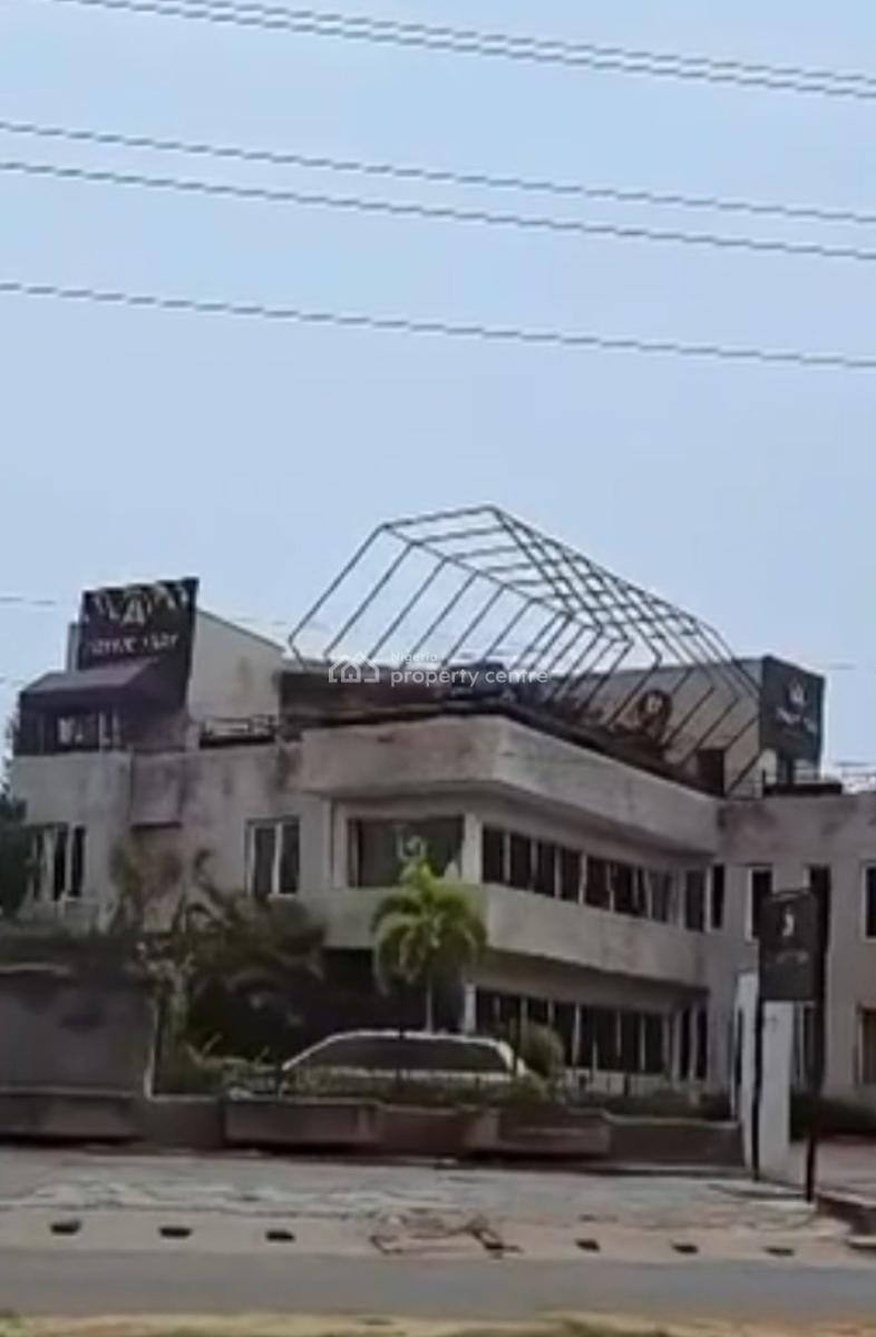 Measuring 934sqm on Admiralty Way Lekki. Suitable for Mall, Plaza Etc., Lekki Phase 1, Lekki, Lagos, Commercial Property for Sale