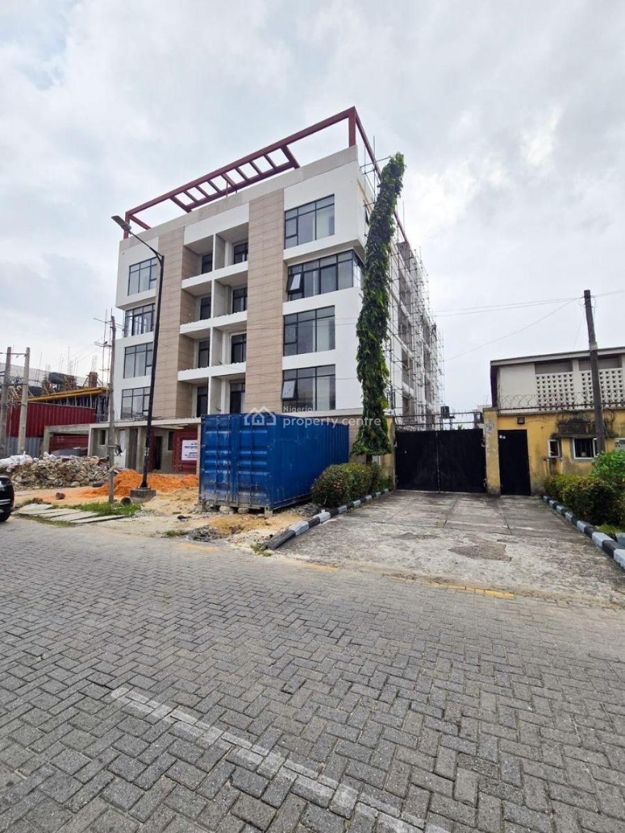 Luxury and Spacious 2 Bedroom Apartment with Elevator, Pool, Bq, & Gym, Lekki Phase 1, Lekki, Lagos, Flat / Apartment for Sale