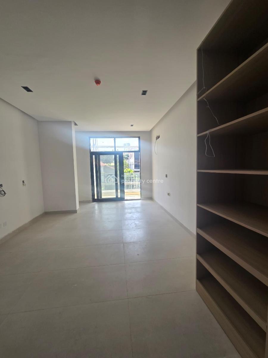 Luxury and Spacious 2 Bedroom Apartment with Elevator, Pool, Bq, & Gym, Lekki Phase 1, Lekki, Lagos, Flat / Apartment for Sale