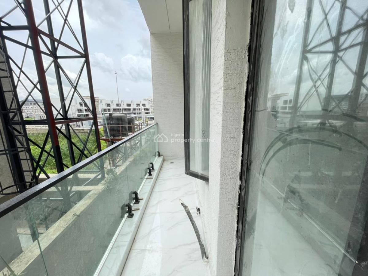 Contemporary 1 Bedroom Apartment, Lekki Phase 1, Lekki, Lagos, Mini Flat (room and Parlour) for Sale