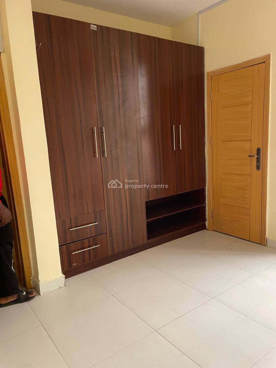 Massive 4 Bedroom Maisonette Penthouse with Boyz Quarter, New Road, Lekki, Lagos, Terraced Duplex for Rent