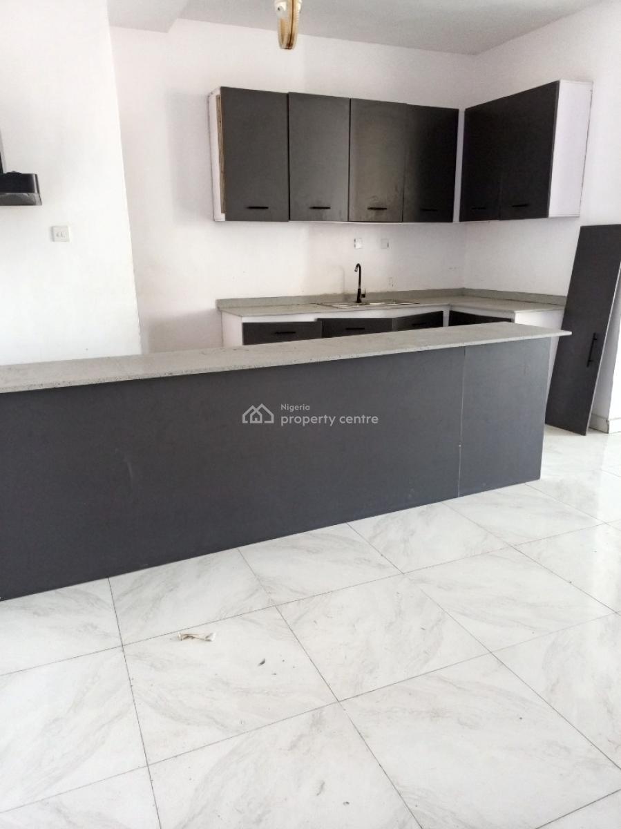 Big Penthouse 3bedroom Apartment, Serene Area, Ologolo, Lekki, Lagos, Flat / Apartment for Rent