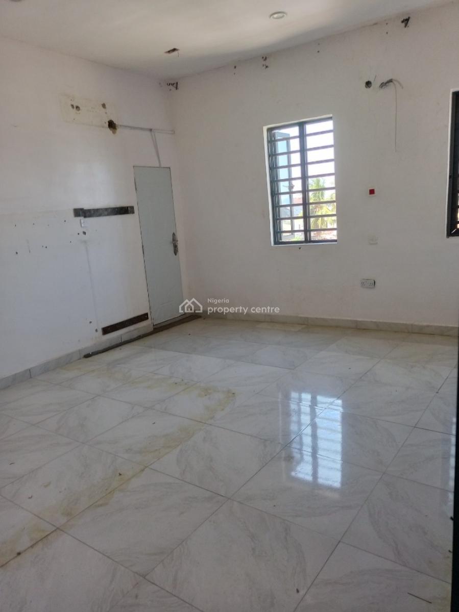 Big Penthouse 3bedroom Apartment, Serene Area, Ologolo, Lekki, Lagos, Flat / Apartment for Rent