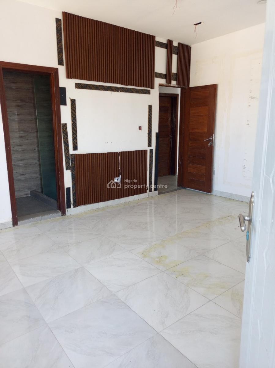 Big Penthouse 3bedroom Apartment, Serene Area, Ologolo, Lekki, Lagos, Flat / Apartment for Rent