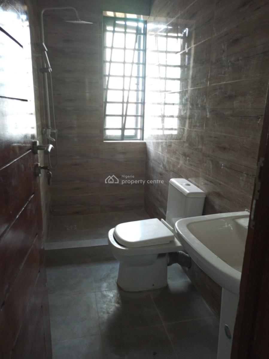 Big Penthouse 3bedroom Apartment, Serene Area, Ologolo, Lekki, Lagos, Flat / Apartment for Rent